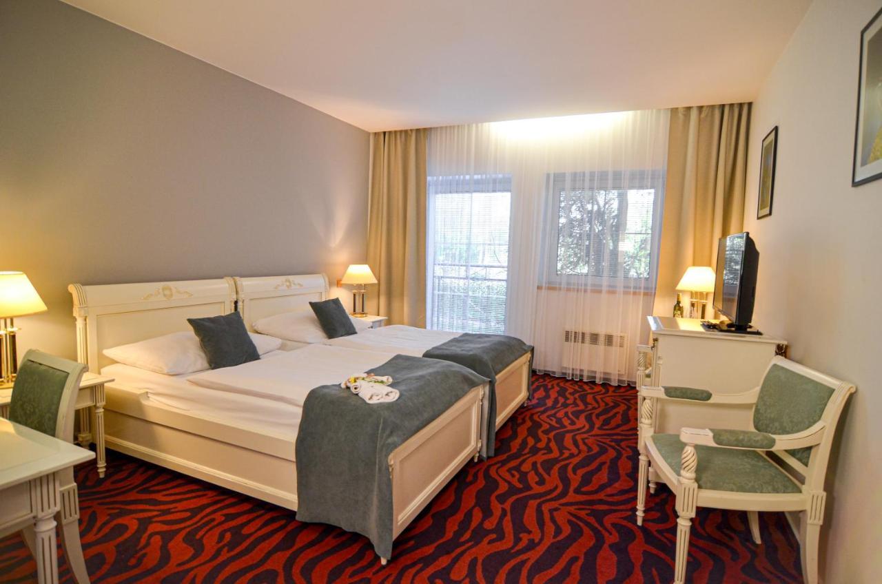 Hotel Galant 레드니체 외부 사진