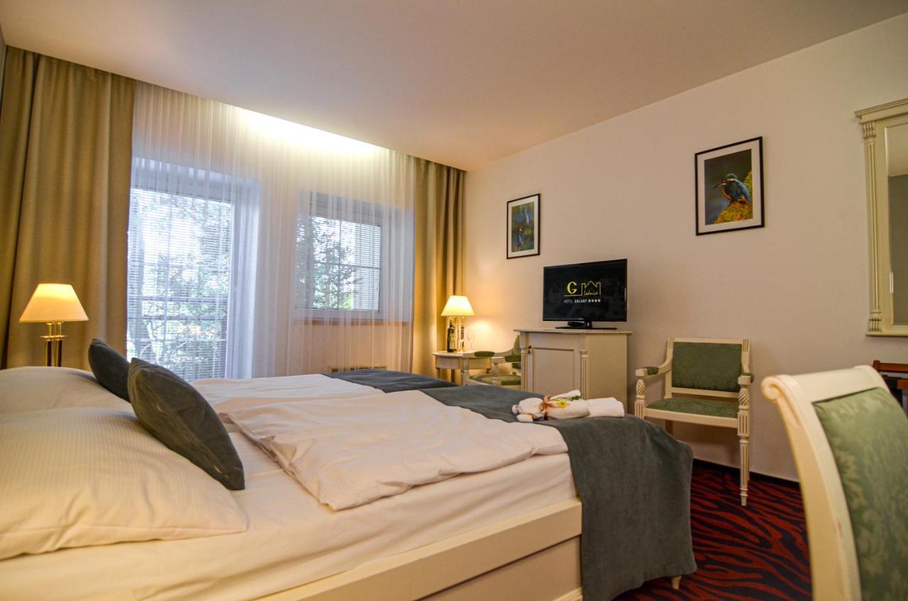 Hotel Galant 레드니체 외부 사진