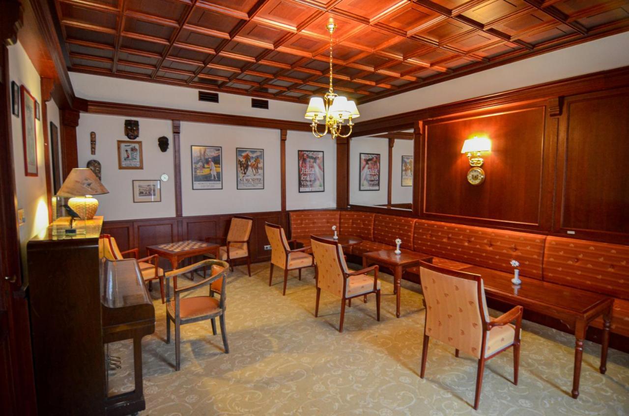 Hotel Galant 레드니체 외부 사진