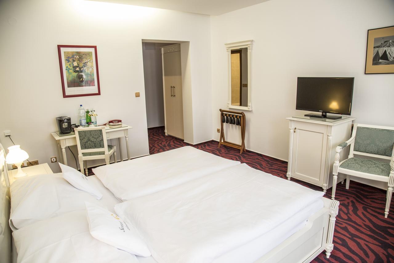 Hotel Galant 레드니체 외부 사진